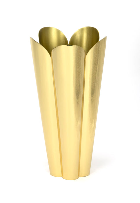 Smooth Brass Flora Vase