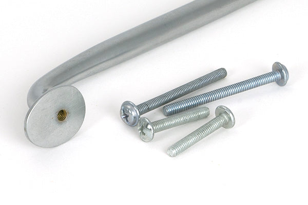 Satin Chrome Moore Pull Handle - Medium