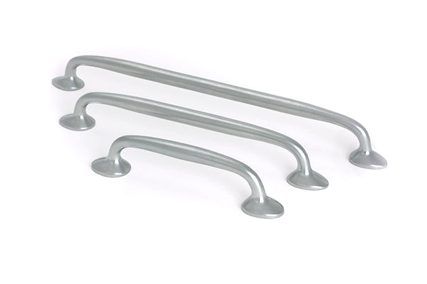 Satin Chrome Moore Pull Handle - Medium