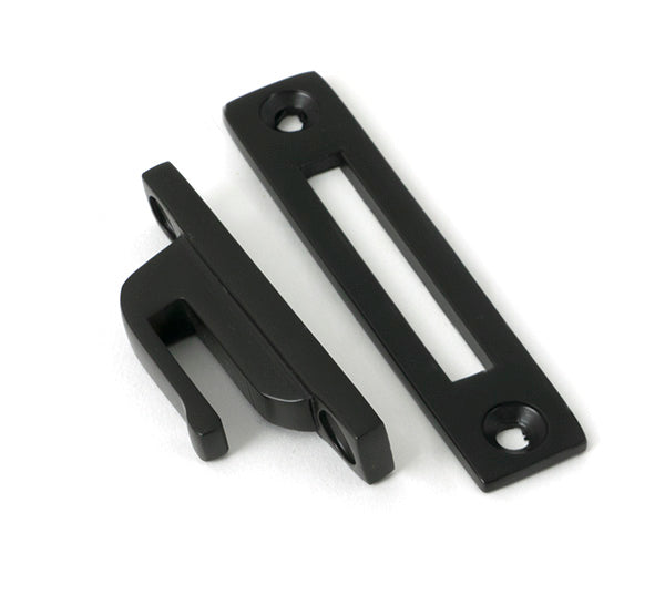 Matt Black Locking Newbury Fastener