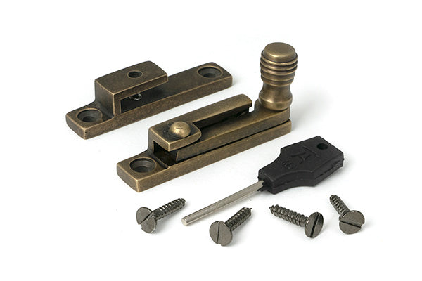 Burnished Brass Prestbury Quadrant Fastener - Narrow