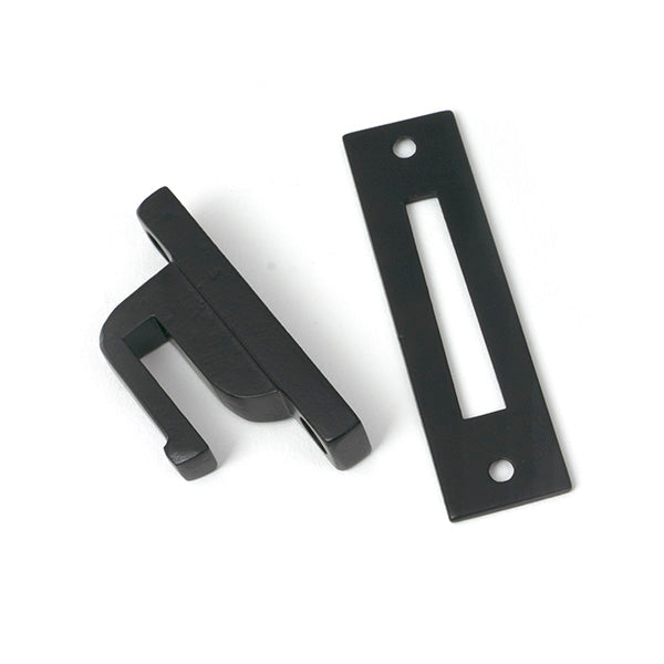 Matt Black Locking Reeded Fastener