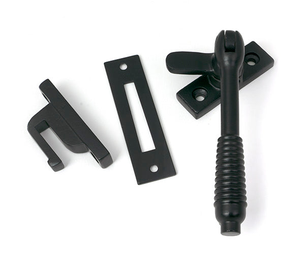 Matt Black Locking Reeded Fastener