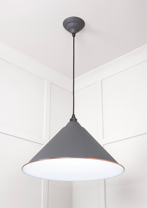 White Gloss Hockley Pendant in Bluff