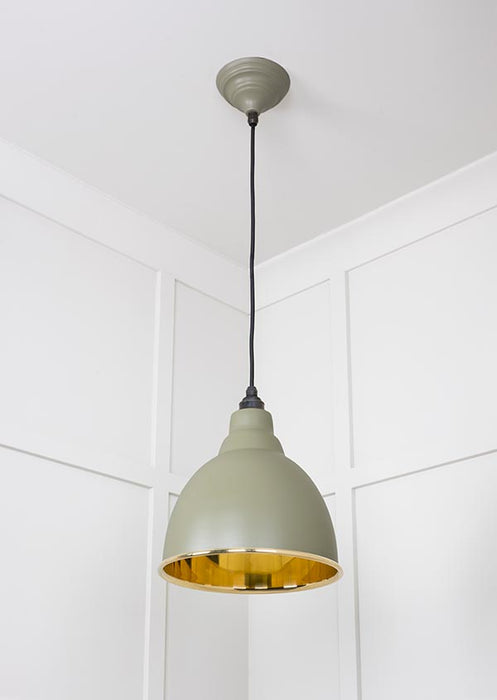 Smooth Brass Brindley Pendant in Tump