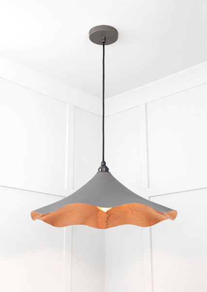 Smooth Copper Flora Pendant in Bluff