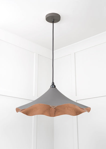 Smooth Copper Flora Pendant in Bluff