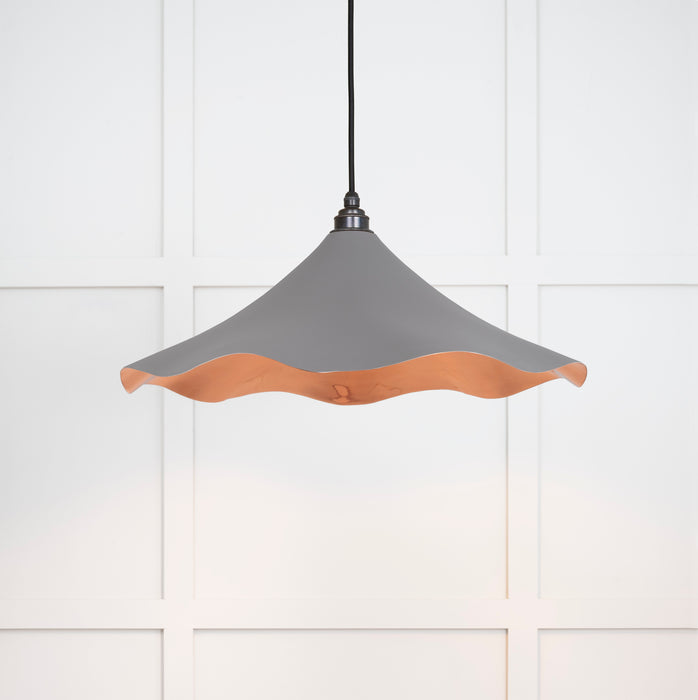Smooth Copper Flora Pendant in Bluff