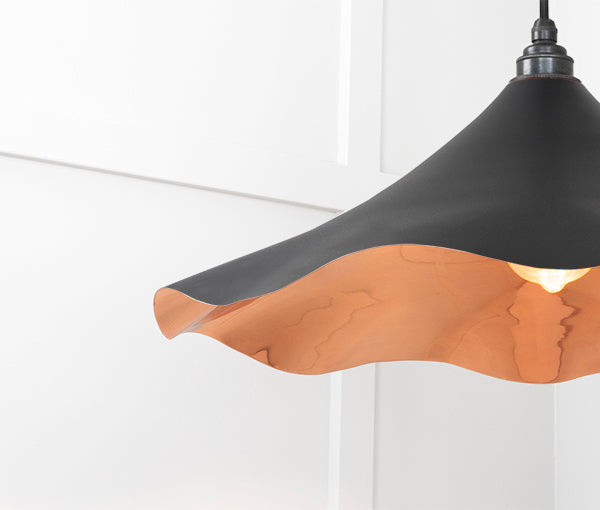 Smooth Copper Flora Pendant in Elan Black