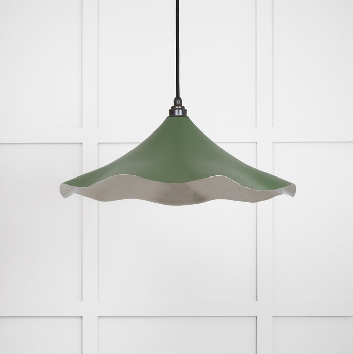 Smooth Nickel Flora Pendant in Heath