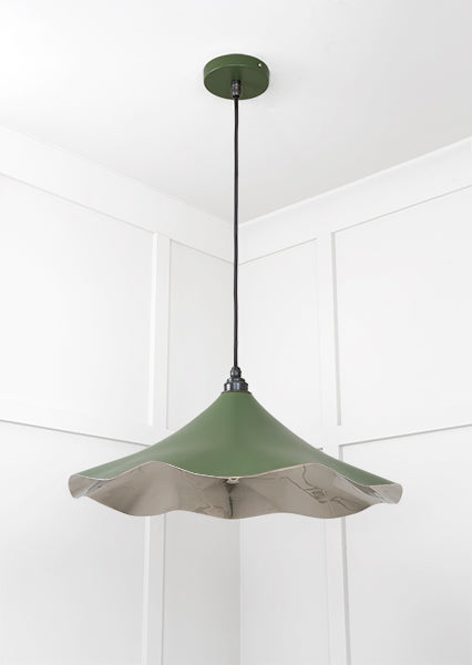 Smooth Nickel Flora Pendant in Heath