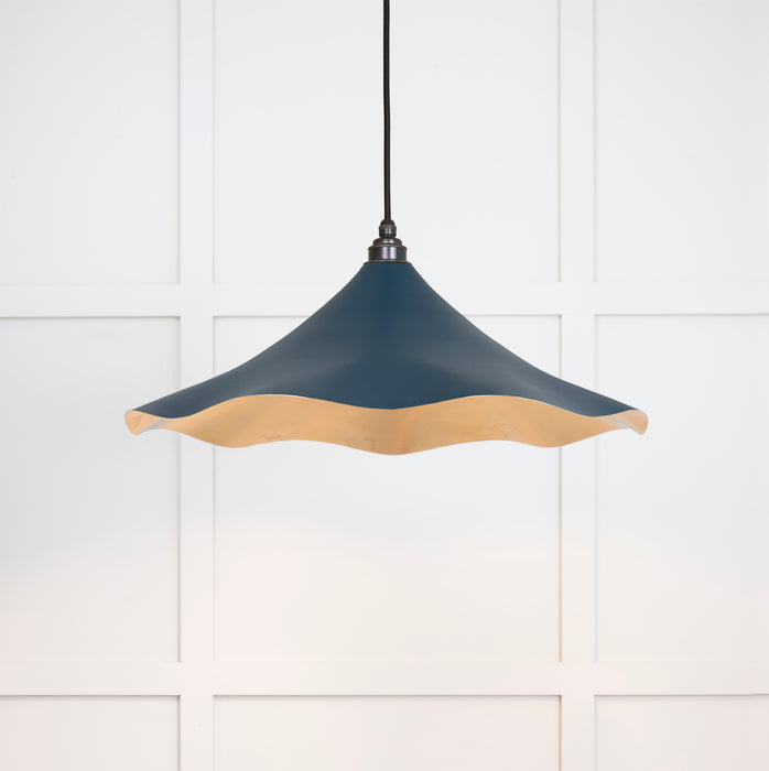 Smooth Brass Flora Pendant in Dusk