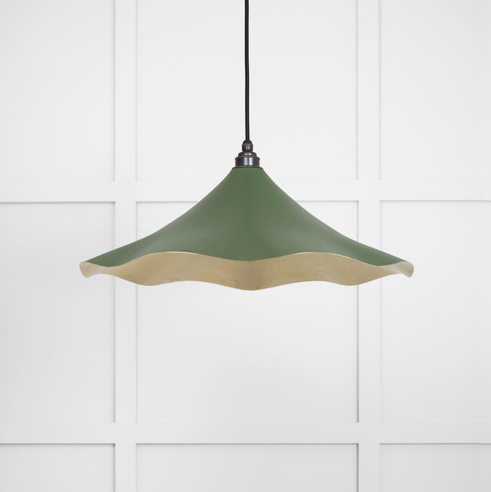 Smooth Brass Flora Pendant in Heath