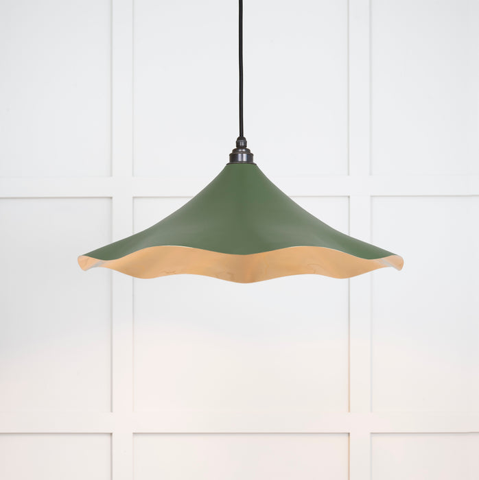 Smooth Brass Flora Pendant in Heath