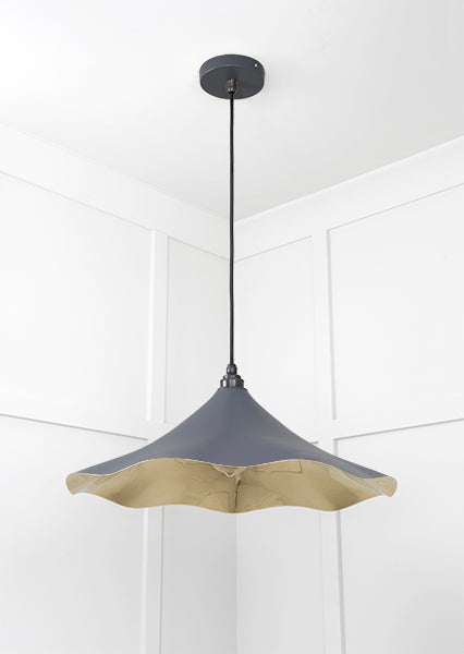 Smooth Brass Flora Pendant in Slate
