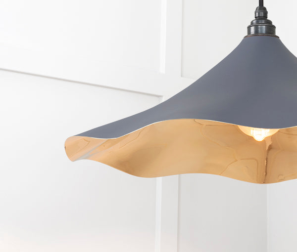 Smooth Brass Flora Pendant in Slate